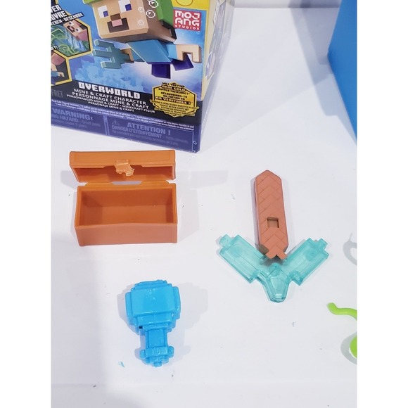 TREASURE X MINECRAFT Sand & Sea Overworld Mine & Craft Aqua Stick - Picture 5 of 7